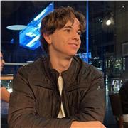 Imparto clases particulares a alumnos, con flexibilidad hacia sus necesidades y seguimiento continuo. Centrado principalmente en refuerzo escolar, de asignaturas como matemáticas, lengua o inglés, en los niveles de Primaria o ESO